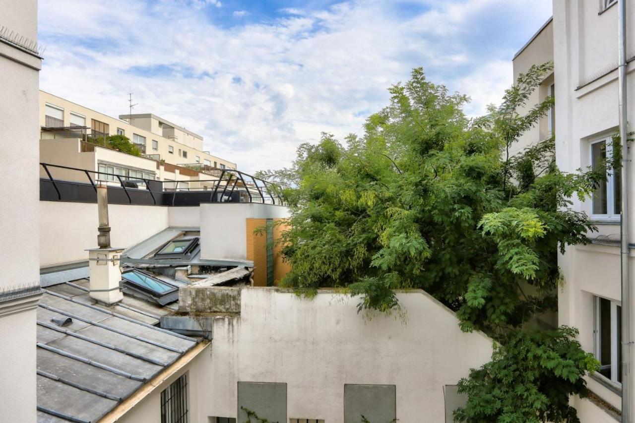 Super Studio In The 11Th District Apartment Paris Ngoại thất bức ảnh